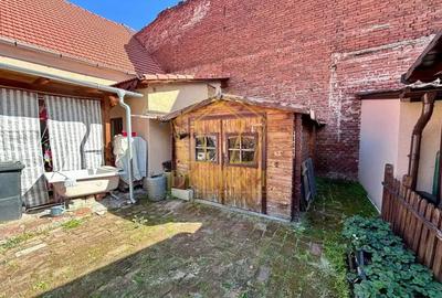 COM 0% Casa renovata cu 4 camere la curte comuna | Iosefin - 11