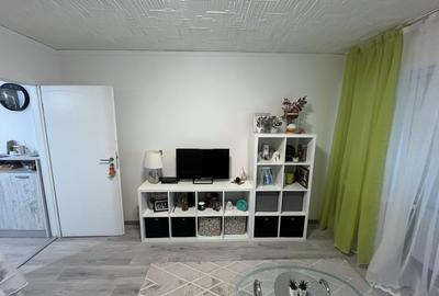 Apartament cu 3 camere decomandat, mobilat în Rahova