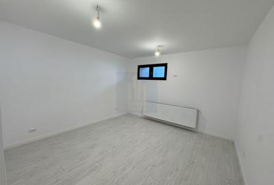 Apartament 5 camere triplex cu curte de vanzare *metrou Crangasi* - 12