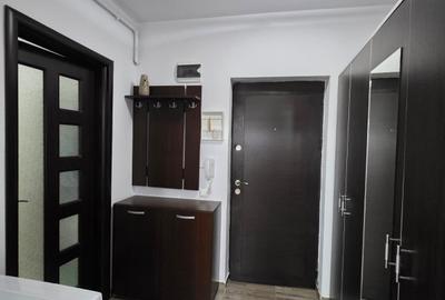 GIURGIULUI, str. Zetarilor, bloc 2018, cf. I, 35 mpu, centrala proprie - 8