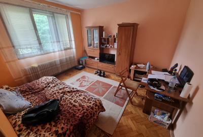 Apartament cu 2 camere decomandat, mobilat în Tudor Vladimirescu
