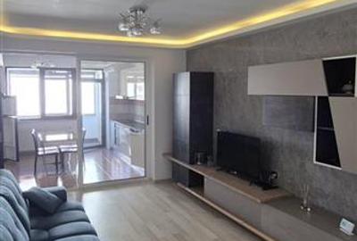 Apartament cu 3 camere decomandat, mobilat în Tractorul