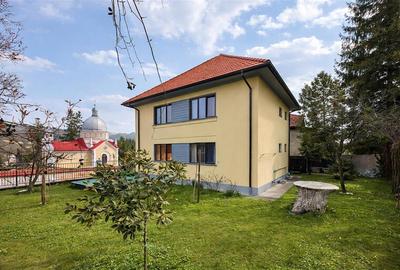 Apartament 2 Camere in Centrul Istoric cu Garaj si Curte - 1