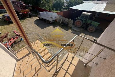Casa de vanzare in Bacau Saucesti spatioasă cu etaj separat - 13