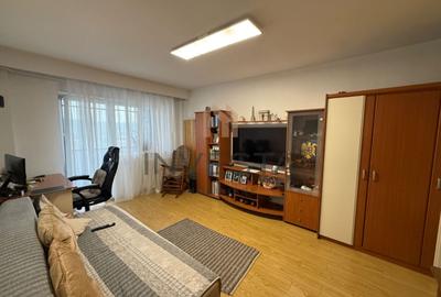 Apartament decomandat cu 4 camere si 2 balcoane - zona Marasti! - 3