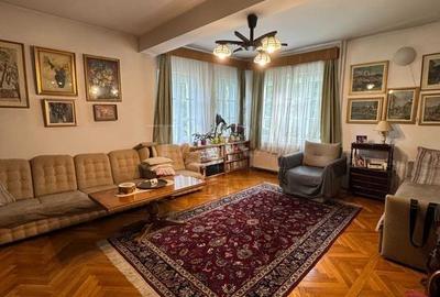 Casă spațioasă și confortabilă în Andrei Mureșanu - 1