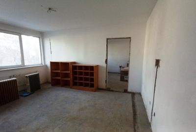 Cismigiu(Sala Palatului),3 camere ,etaj 2,liber - 2