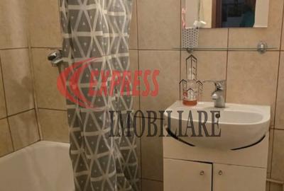 Garsonieră în Titan