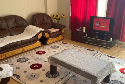 Casa de inchiriat cu 4 camere, zona CENTRALA - 1