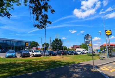 Apartament de vanzare 2 camere, decomandat, langa parc, Bd Metalurgiei - 14