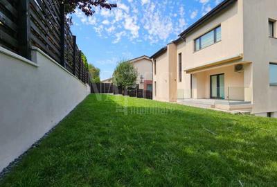 Casă cu 6 camere în Gruia