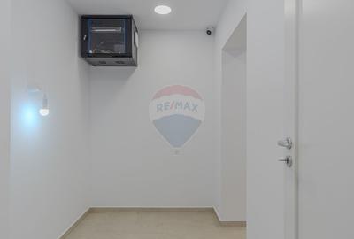 Clinica medicala-9 cabinete- URBAN PLAZA - bloc 15 parter! - 12