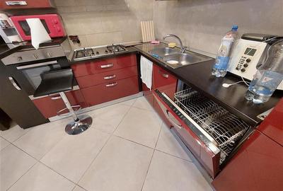 PRET REDUS! Apartament la cheie pe Bv. Revolutiei - 7