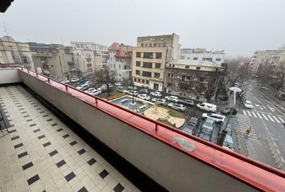 Apartament cu 3 camere în Grădina Icoanei