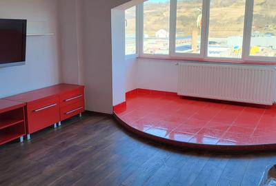 Apartament 3 camere 76mp- zona Noului Mall 83.000eur neg - 1