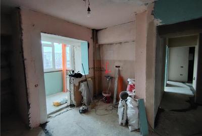 Apartament 4 camere Metrou Obor In Renovare - 1