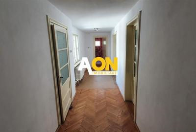Apartament la casa, 4 camere, 114 mp si teren 228 mp teren - 2