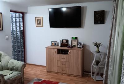 Ocazie! Barnova str Principala Vila P+1+M 225mp Teren 600mp amenajat - 14