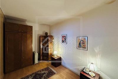 Casa de vanzare in Sibiu - 100 mp utili + teren de 198 mp - - 25