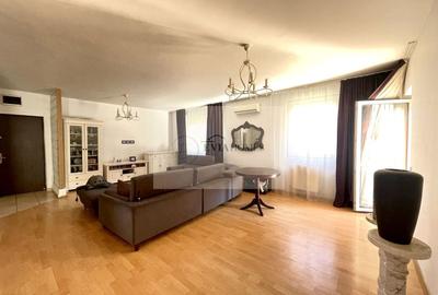 Apartament cu 3 camere semidecomandat, mobilat în Andrei Mureșanu