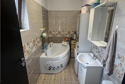 Apartament 3 camere FUNDENI-DOBROIESTI - 11