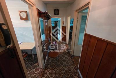 Apartament 3  camere decomandat ETAJ 1 - 4