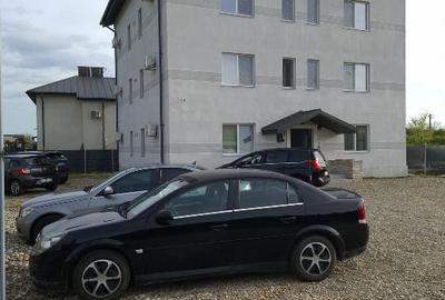 Casă individuală cu 5 camere în Balotești