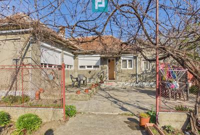 Casă cu 3 camere din văiugă în Macea - 15