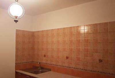 Apartament 3 camere, 83 mp, vedere stradală, ideal birou, Bd. Decebal - 11