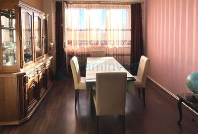 Apartament de vanzare in Oradea cu 4 camere, Splaiul Crișanei - 1