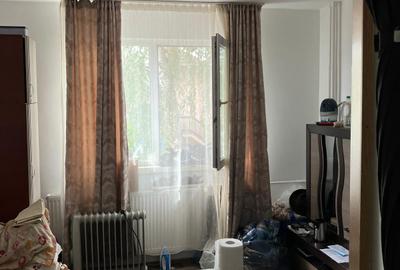 Garsonieră de vânzare în Tractoru Brașov - 1