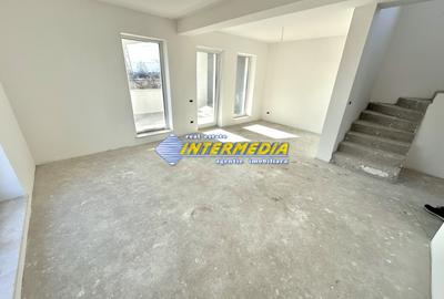 Casa noua in Cetate 4 camere teren 340 mp finisata 90 % - 13