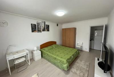 🏢 De închiriat: Garsonieră deosebită în Zona Tineretului - 2