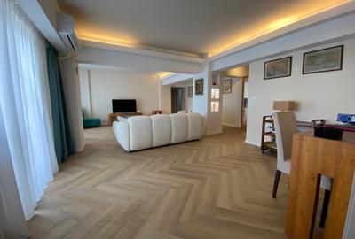 Lovely 3 bedroom apartment transformed into 2 bedrooms next to the Unirii Square - 3