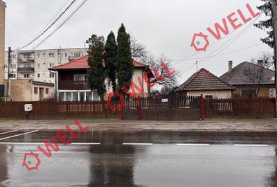 Casă cu 6 camere în Ozun