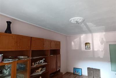 Apartament cu 2 camere decomandat în Apollo