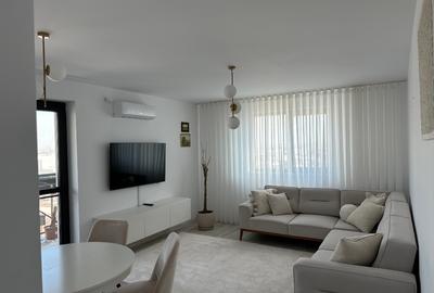 Apartament cu 3 camere decomandat în Theodor Pallady