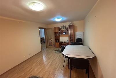 Apartament cu 3 camere de vanzare, zona Quattro. - 8