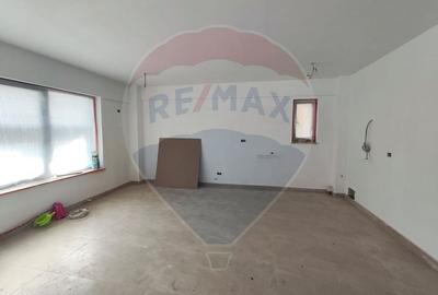 Apartament de vanzare -  2 camere, 68mp - 2
