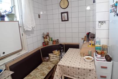 3 camere–Bd Brancoveanu -Str Secuilor - 15