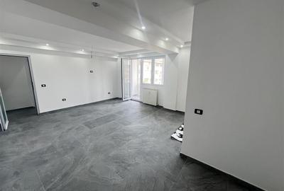 3 camere decomandat Ultracentral totul nou CENTRALA PROPRIE - 3
