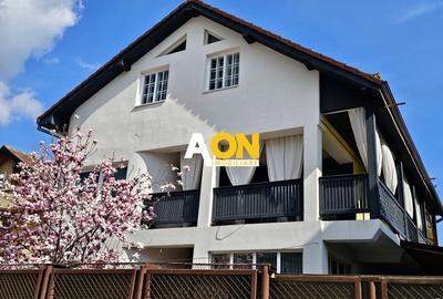 Casă individuală cu 6 camere în Cetate