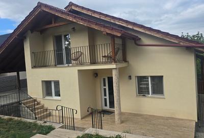 Vand casa in Deva, D+P+M, zona Zavoi, partea de jos, din anul 2021, mobilata - 1
