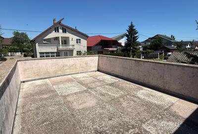 Vila P+1/ Garaj / Acces la 2 strazi / 630 mp - 12