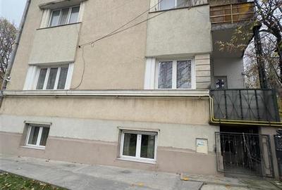 Spatiu comercial de la 75mp la 151mp, parcare, intersectie zona garii - 16