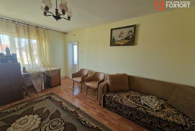 Casa individuala de vanzare cu 7 camere - Recas - 13