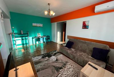 Apartament cu 2 camere decomandat, mobilat în P-ța Muncii