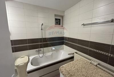 Apartament et. 1 cu 3 camere de închiriat str. V. Babes zona TBC - 8