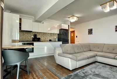 Apartament cu 2 camere decomandat, mobilat în Central