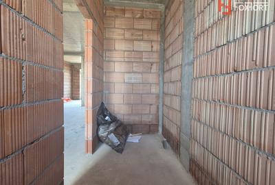 Duplex cu 4 camere de vanzare in localitatea Dumbravita - 21